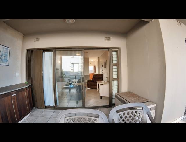 2 BEDROOM APARTMENT FOR SALE IN MANABA BEACH